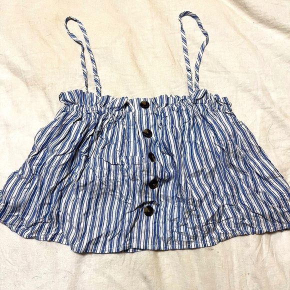 American Eagle Outfitters | Crop Top | NWT | Size Medium - Picture 1 of 4